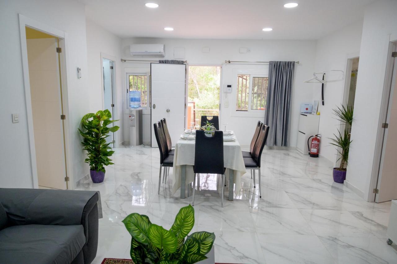 Villa Relax House Barcelone à Sant Esteve Sesrovires Extérieur photo